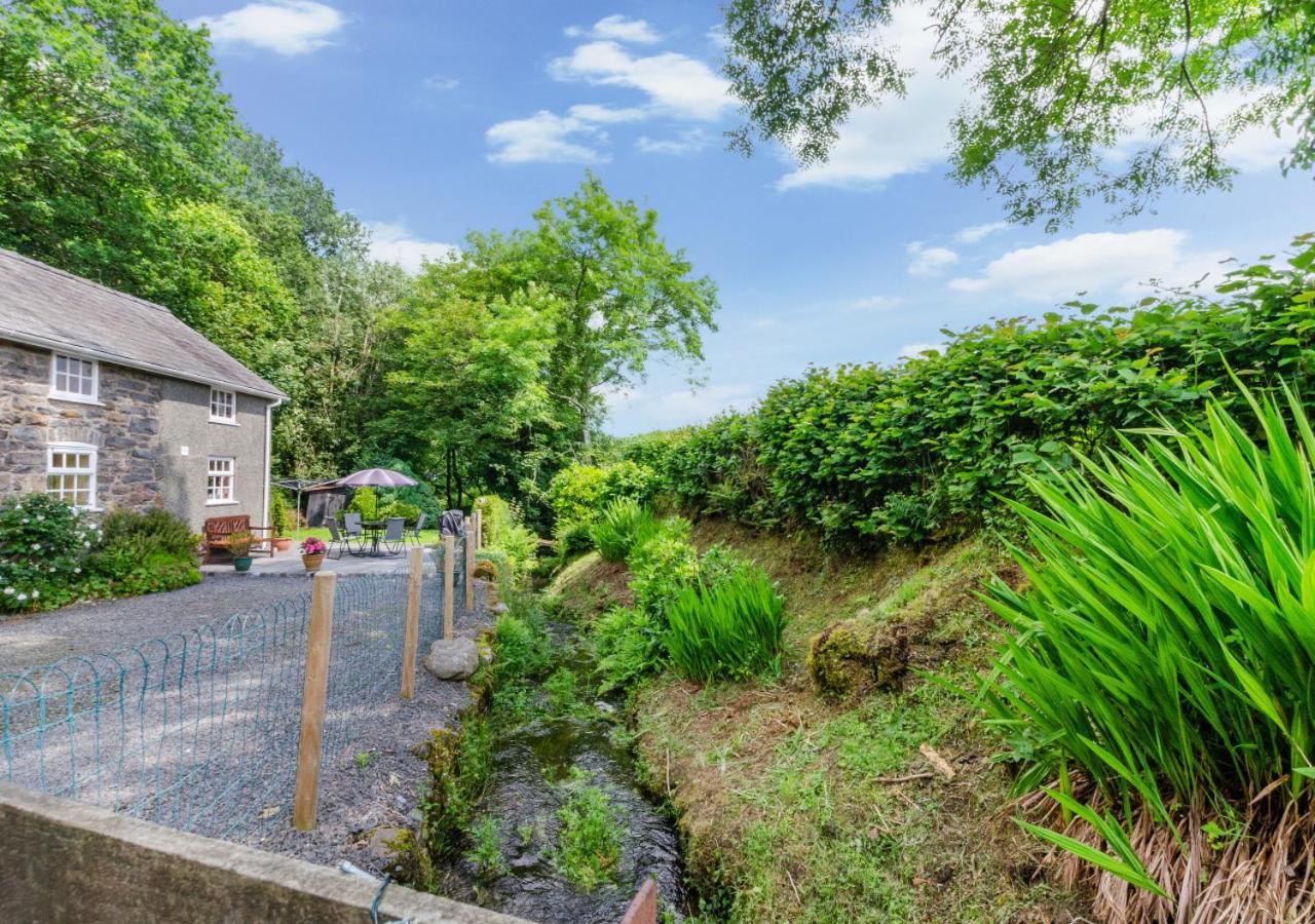 Gors Villa Llanfair Caereinion ภายนอก รูปภาพ
